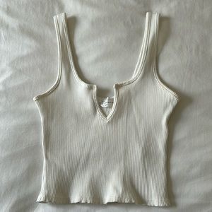 White notch tank